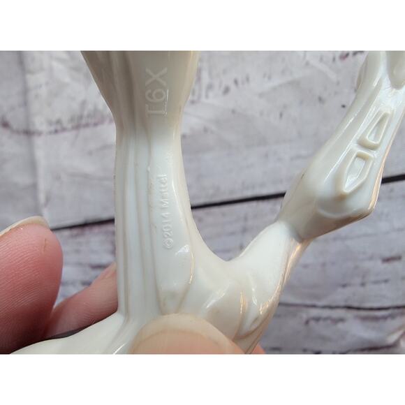 Max Steel White Black Blue Figure Mattel 2014 McDonald's 4" Tall Action Figure - Picture 5 of 6